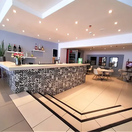 Elite 4* Rhodes City