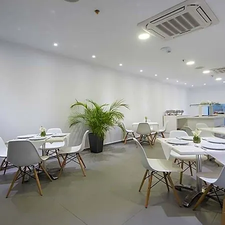 Elite Hotel 4*