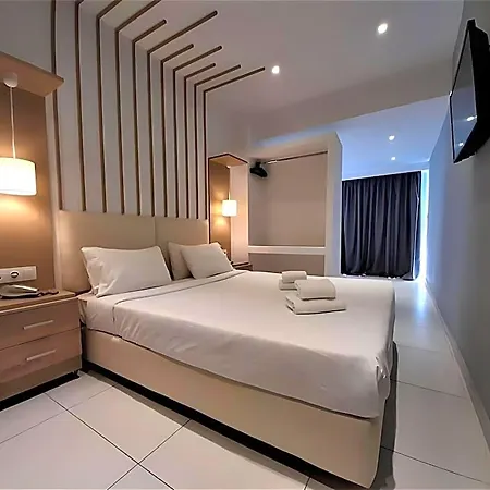 Elite Hotel 4*