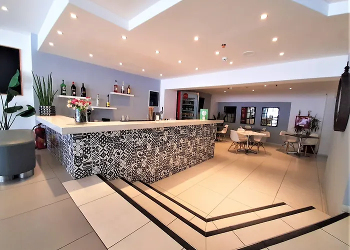 Elite 4* Rhodes City